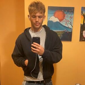 Meet your Posher, Quinn